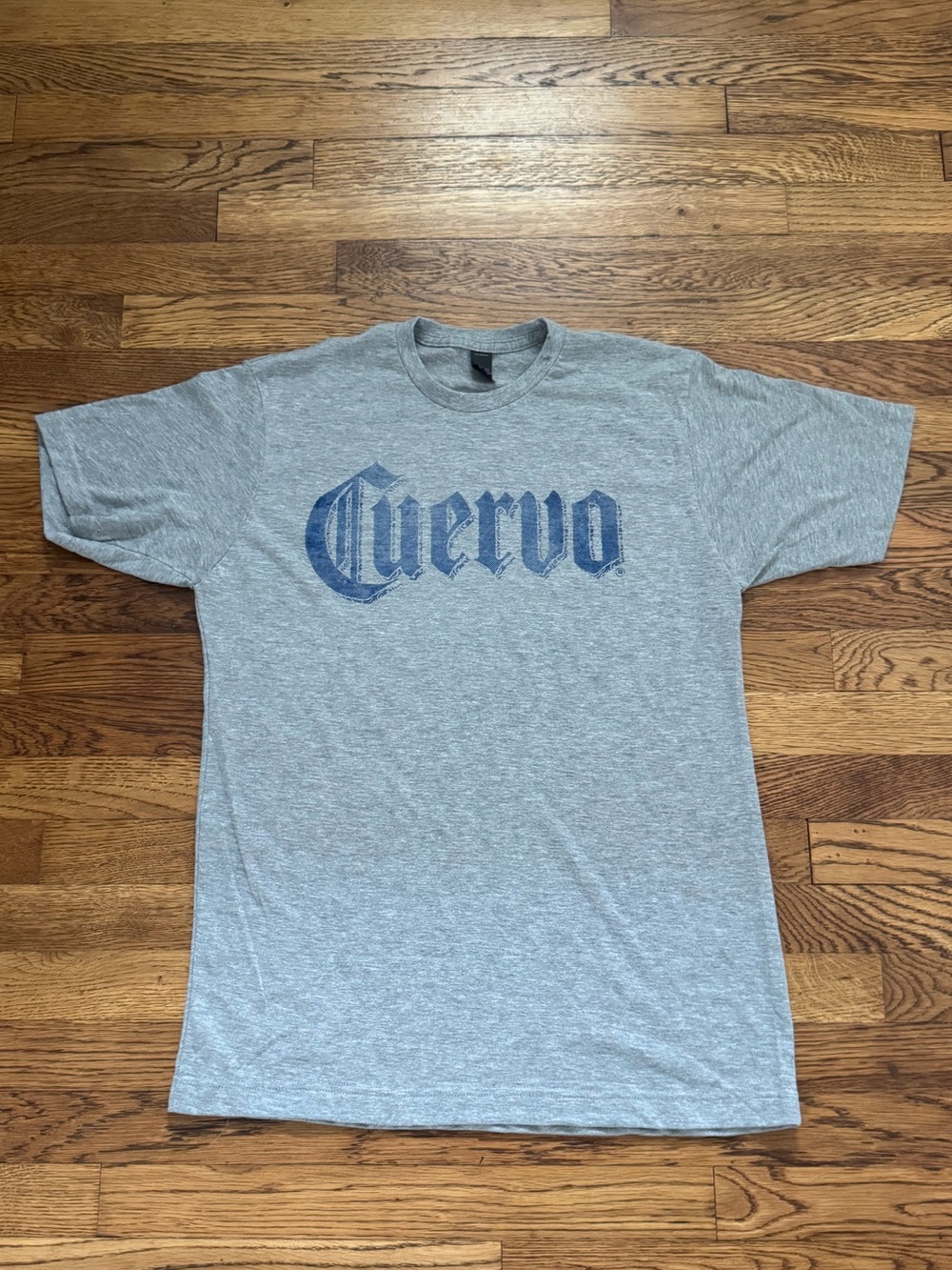 Tultex Cuervo Logo Tee, size M